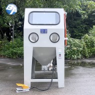 BA-700標(biāo)準(zhǔn)密閉干式噴砂機(jī)